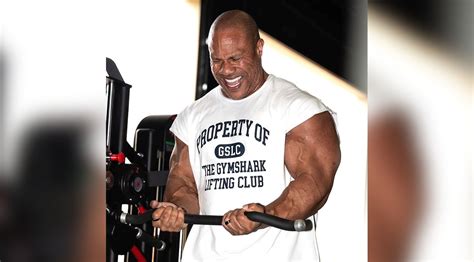 Phil Heath's Tips For Bigger Biceps .